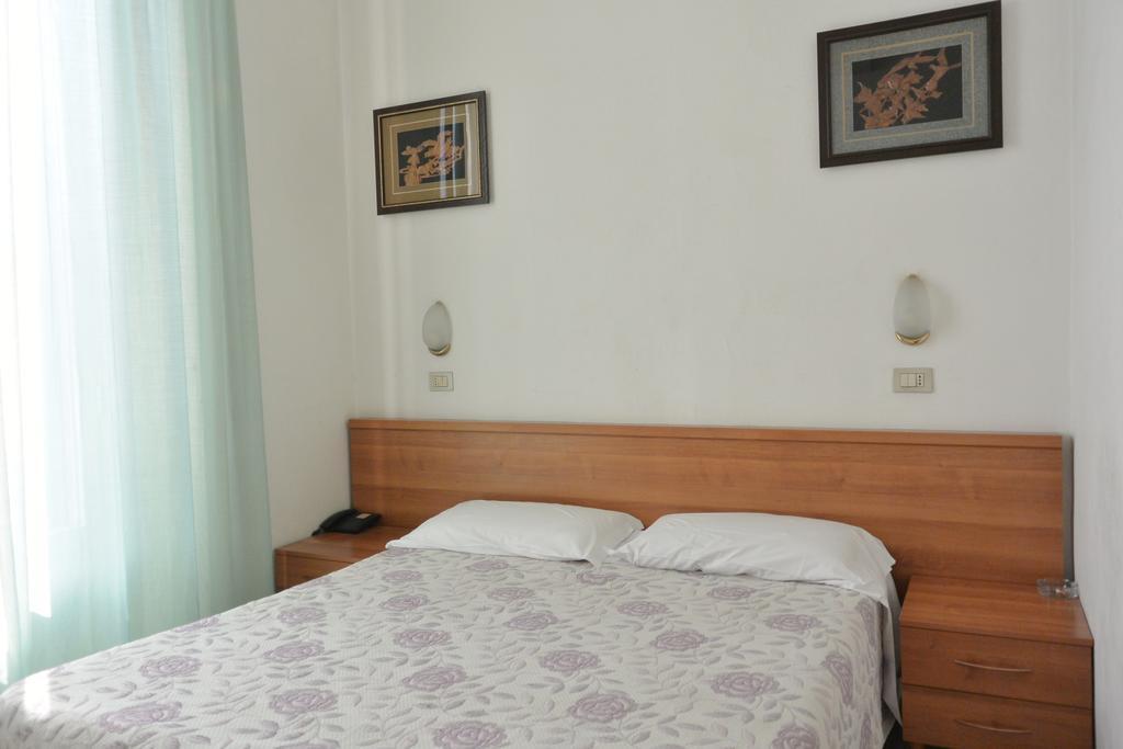 מילאנו Hotel Oriente חדר תמונה