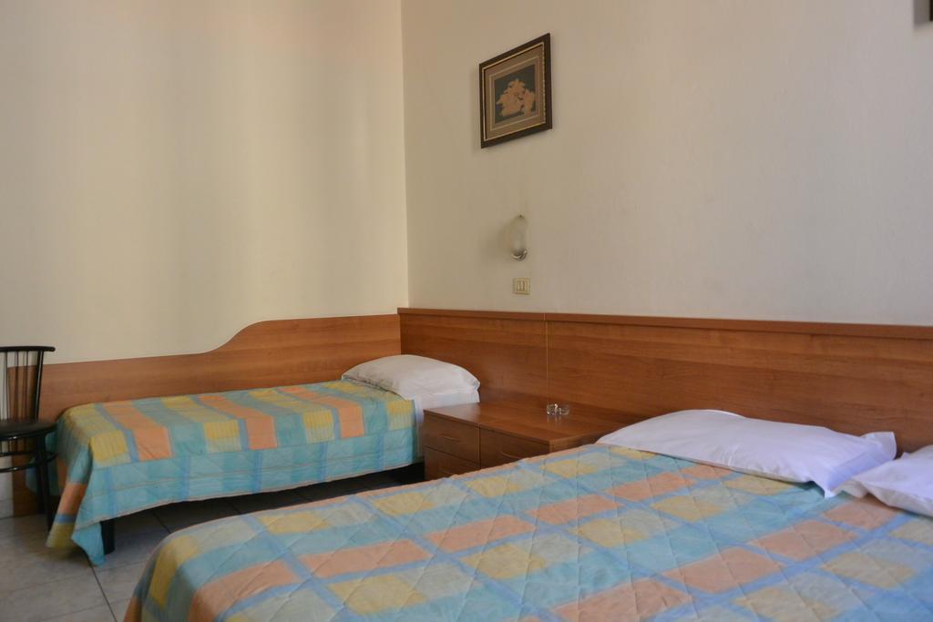 מילאנו Hotel Oriente מראה חיצוני תמונה