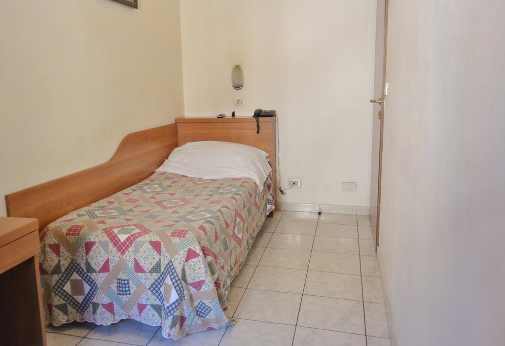 מילאנו Hotel Oriente מראה חיצוני תמונה